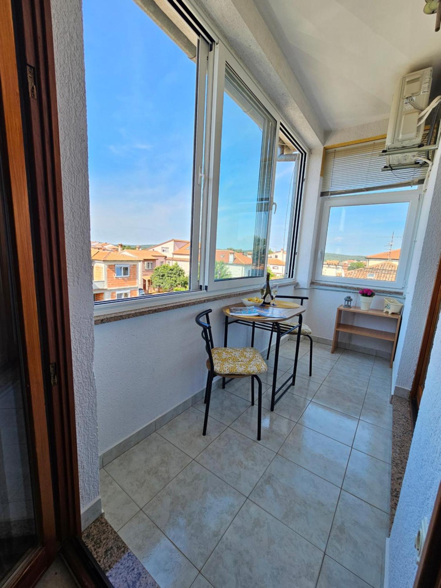 Apartment Neven Rovinj Parking Place Exterior foto