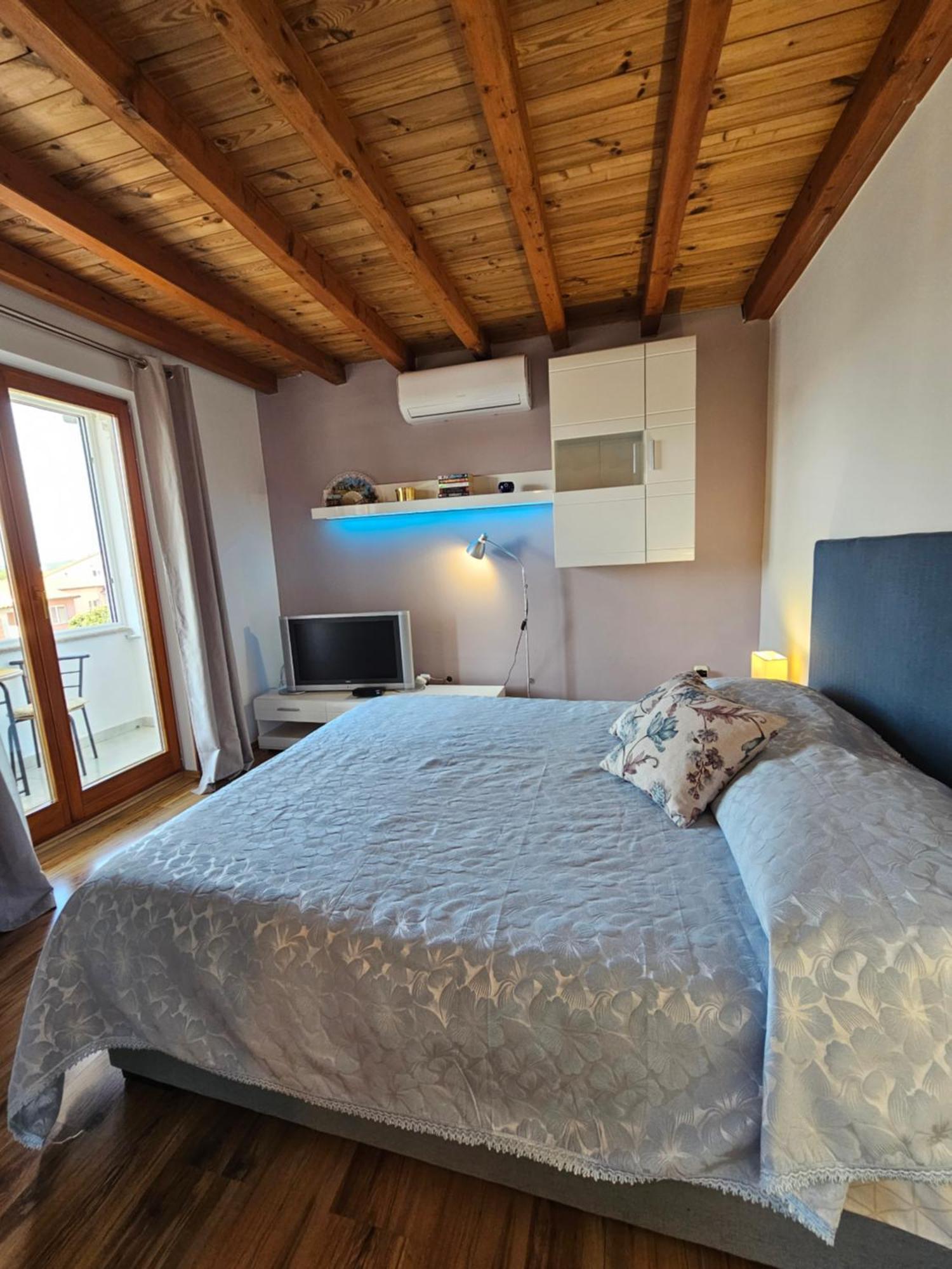 Apartment Neven Rovinj Parking Place Exterior foto